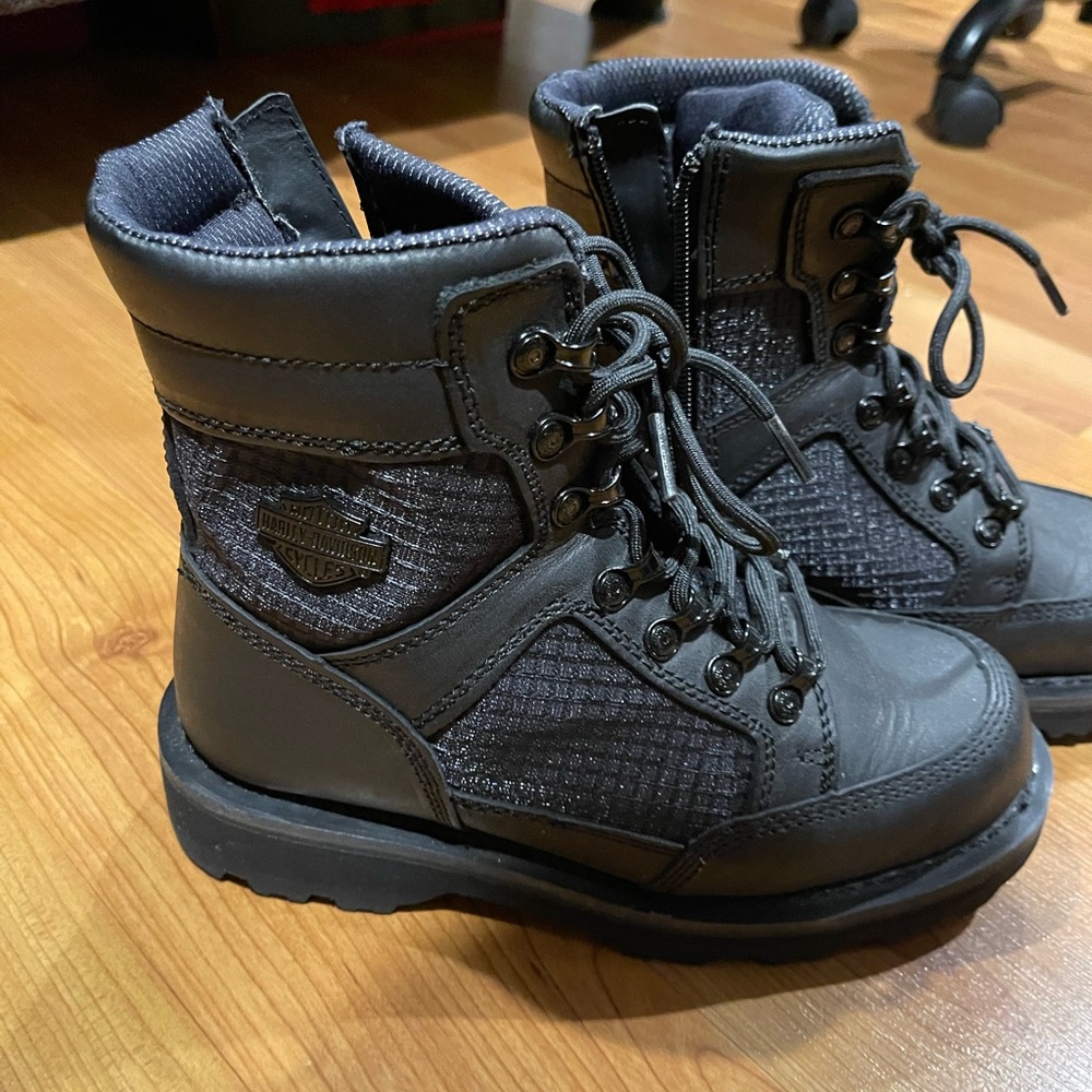 Harley-Davidson size 7 black boots